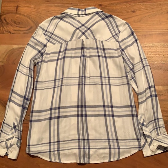 Max & Mia Long Sleeve Button Down Plaid Shirt - Picture 2 of 9